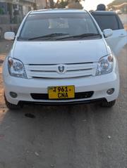 Toyota IST 2005 White for sale