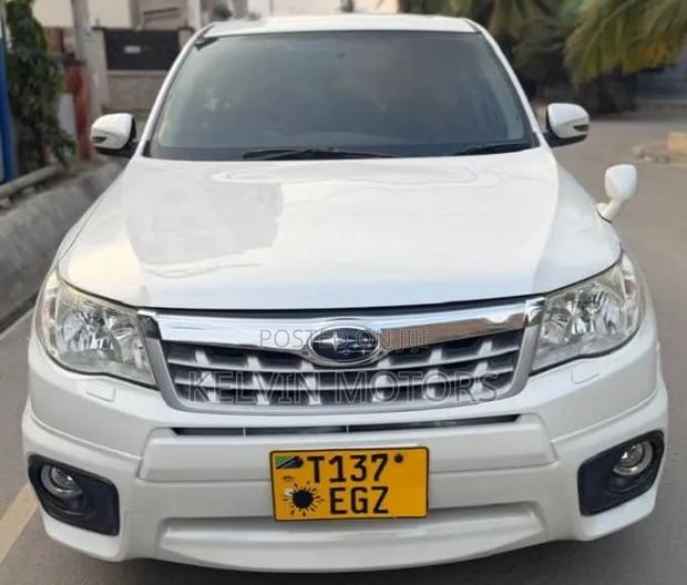 Subaru Forester 2012 White