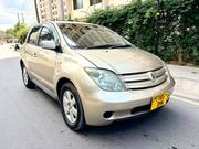 Toyota IST 2007 Gold for sale