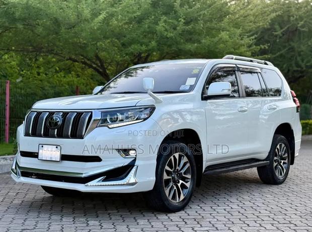 Toyota Land Cruiser Prado 2021 White