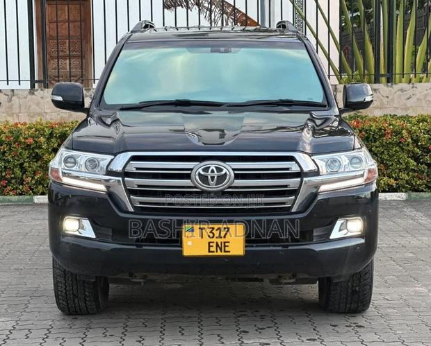Toyota Land Cruiser 2021 Black