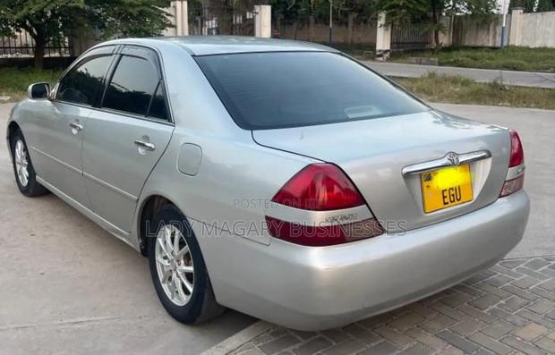 Toyota Mark II 2.0 AWD 2002 Silver