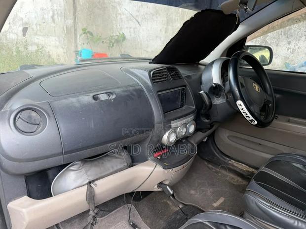 Toyota Passo 2005 Green