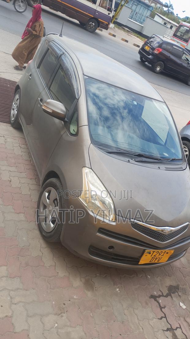 Toyota Innova 2006 Silver