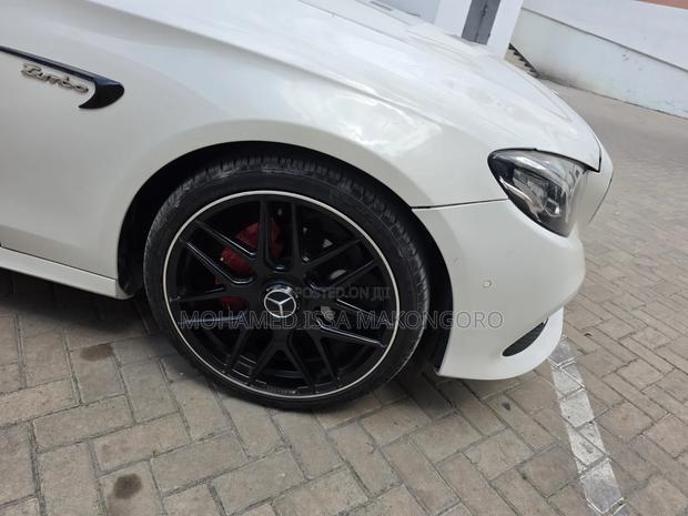 Mercedes-Benz E250 2019 White