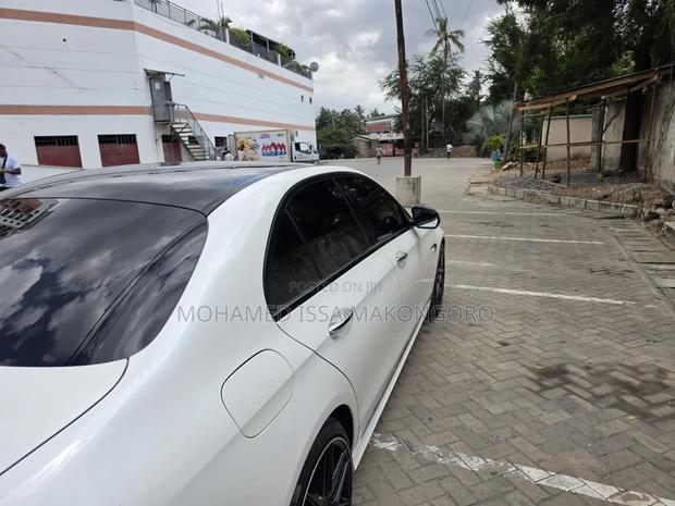 Mercedes-Benz E250 2019 White