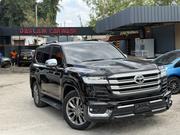 Toyota Land Cruiser LC300 2023 Black for sale