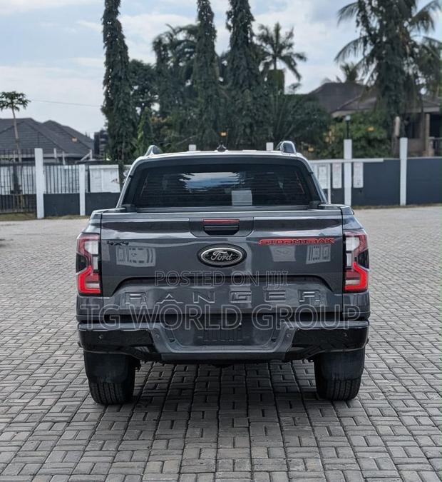 Ford Ranger Wildtrak 2023 Gray