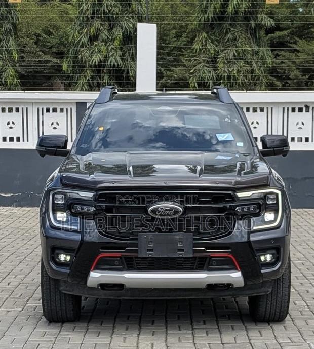 Ford Ranger Wildtrak 2023 Gray