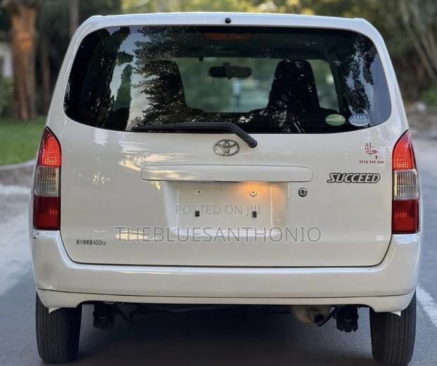 Toyota Probox 2015 White
