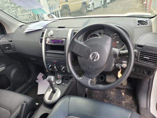 Nissan X-Trail 2010 White