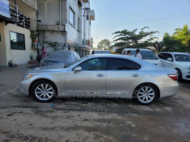 Lexus LS 460 2008 Silver