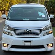 Toyota Vellfire 2010 White for sale