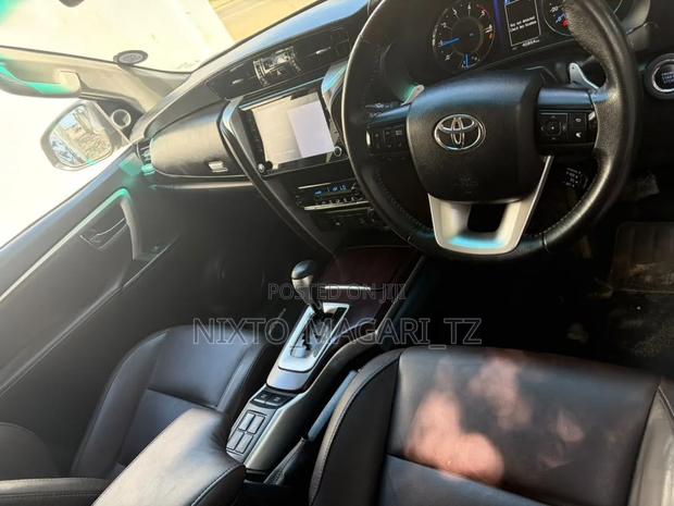 Toyota Fortuner 2019 Gray