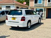 Toyota Kluger 2005 White for sale