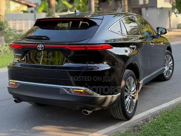 Toyota Harrier Z 2021 Black