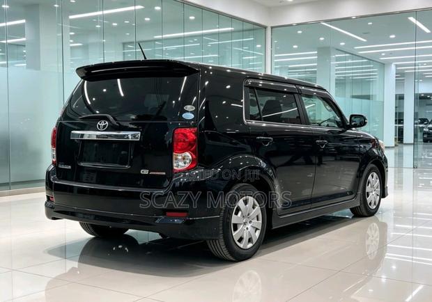 Toyota Corolla Rumion 2008 Black