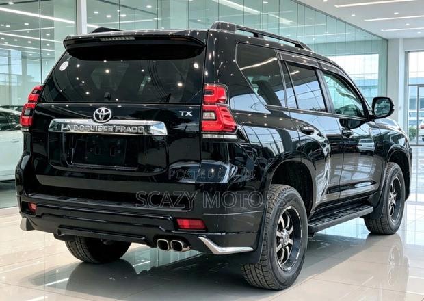 Toyota Land Cruiser Prado 2021 Black