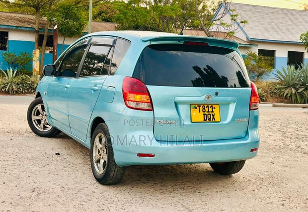 Toyota Corolla Spacio 2004 Green