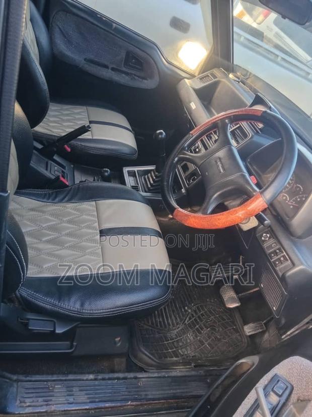 Suzuki Escudo 2002 Black