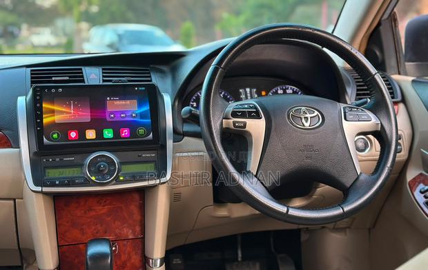 Toyota Premio 1.8 FWD 2013 Silver