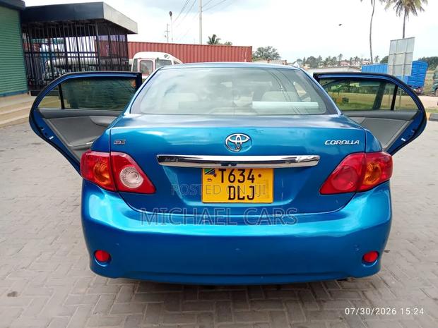 Toyota Corolla 2004 Blue