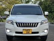 Toyota Vanguard 2011 White for sale
