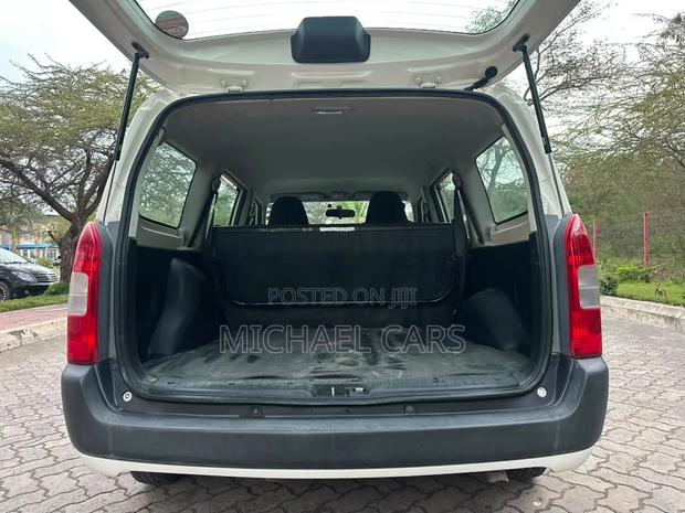 Toyota Probox 2010 White