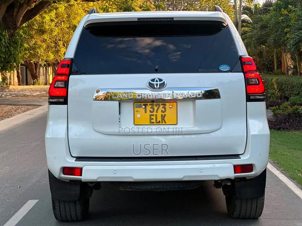 Toyota Land Cruiser Prado 2020 White