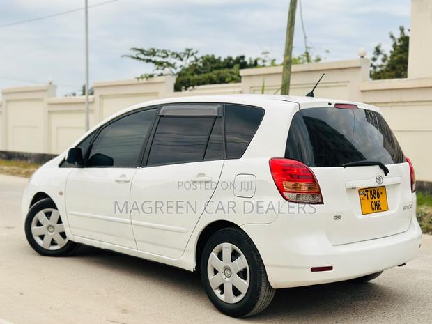 Toyota Corolla Spacio 2006 White