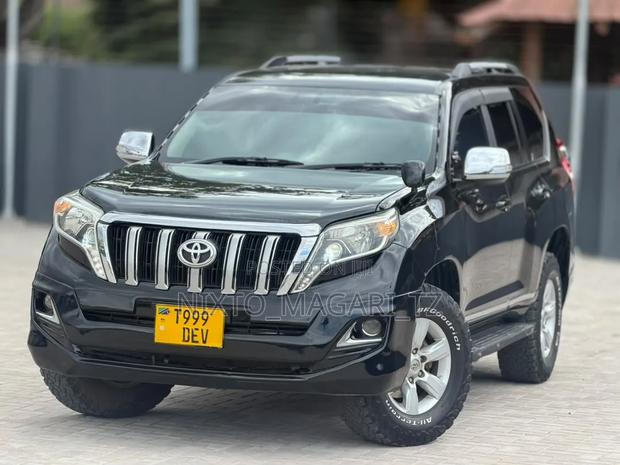Toyota Land Cruiser Prado 2015 Black