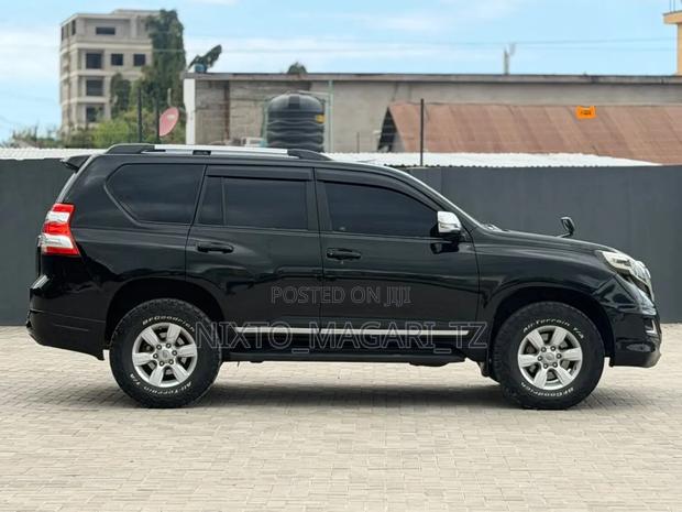 Toyota Land Cruiser Prado 2015 Black