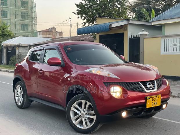 Nissan Juke 2012 Red