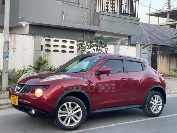 Nissan Juke 2012 Red