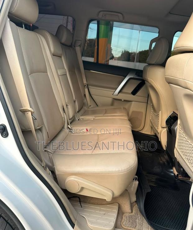 Toyota Land Cruiser Prado 2021 White