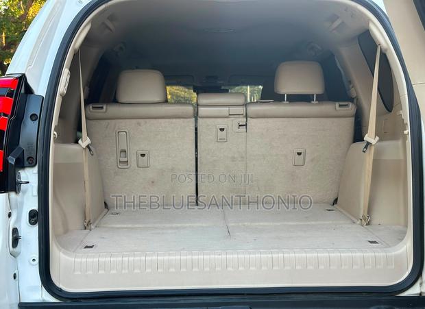 Toyota Land Cruiser Prado 2021 White