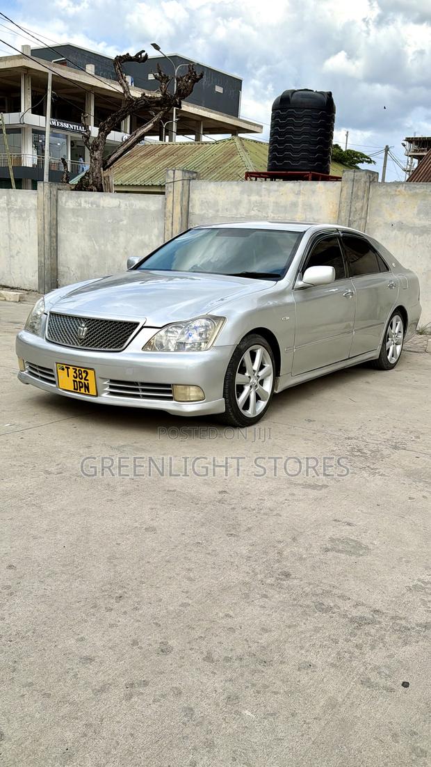 Toyota Crown 2007 Silver