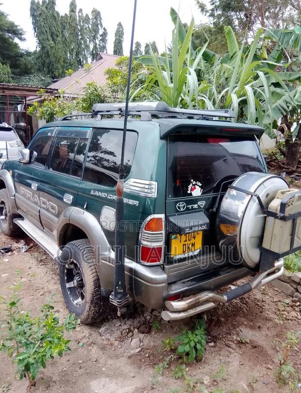 Toyota Land Cruiser Prado 2002 Green
