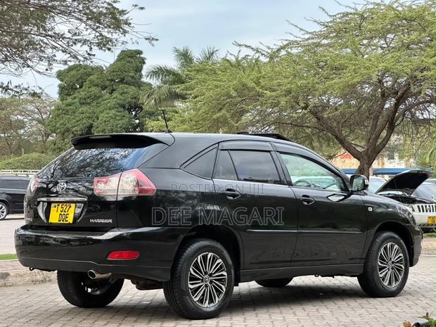 Toyota Harrier 2.4 2006 Black