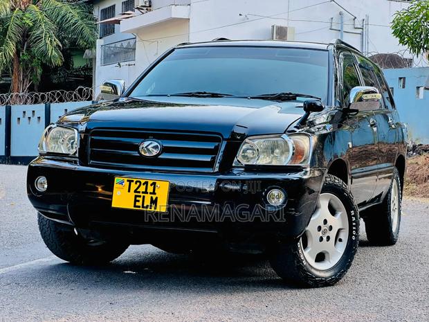 Toyota Kluger 2003 Black
