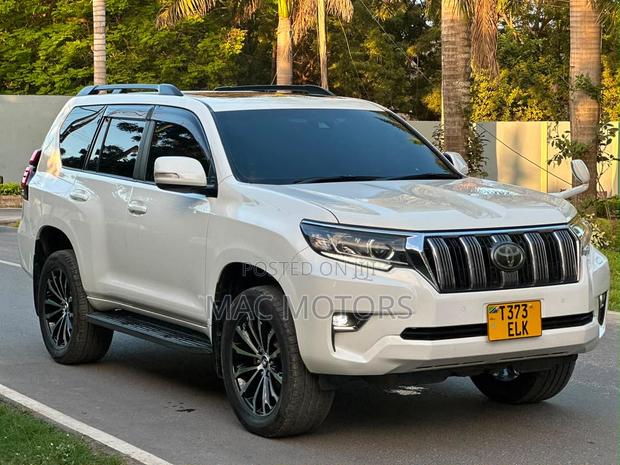 Toyota Land Cruiser Prado 2020 White