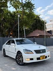 Toyota Crown 2006 White for sale