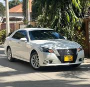 Toyota Crown 2013 White for sale