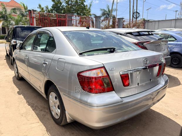 Toyota Premio 2003 Silver