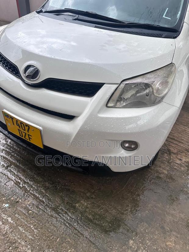 Toyota IST 2007 White