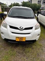 Toyota IST 2007 White for sale