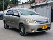 Toyota Raum 2005 Silver for sale