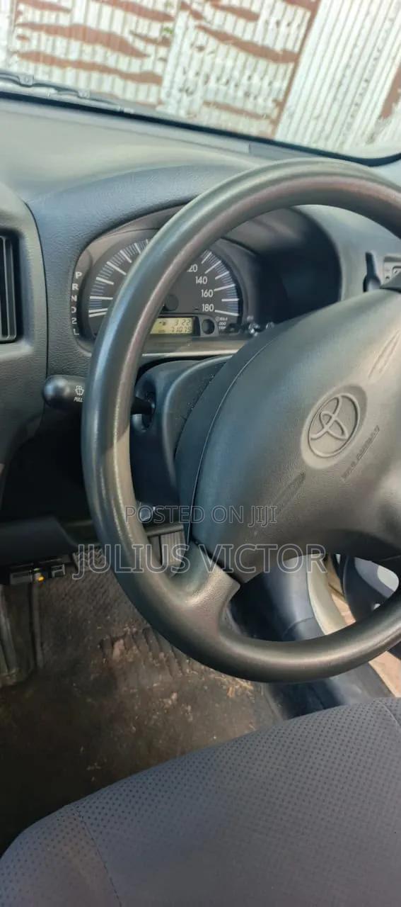 Toyota Probox 2007 White