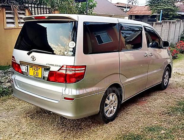 Toyota Alphard 2007 Silver