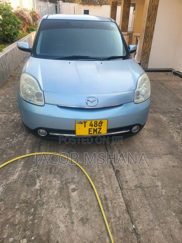Mazda Verisa 2009 Blue